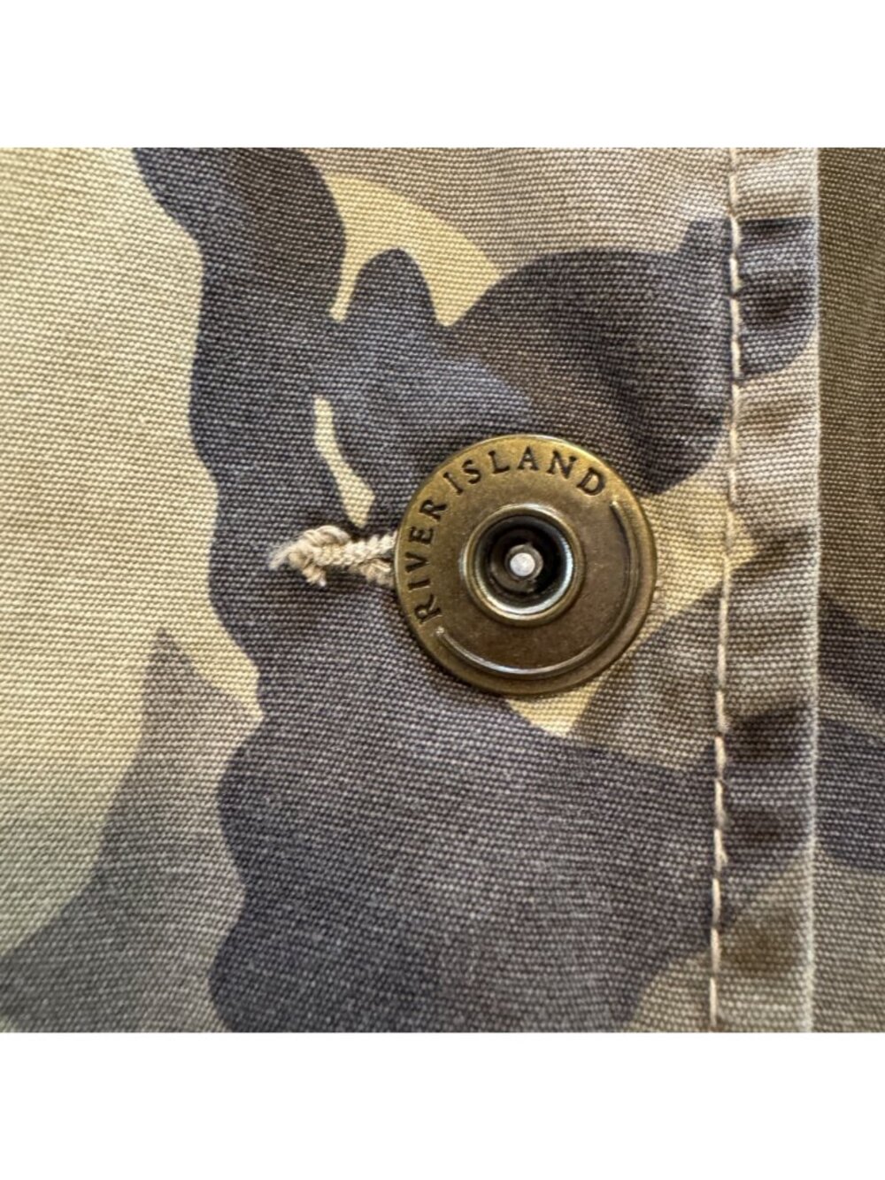 Military-Style River Island Trophy Jacket Epaulets Button-Up Tailored Camouflage - Picture 5 of 13